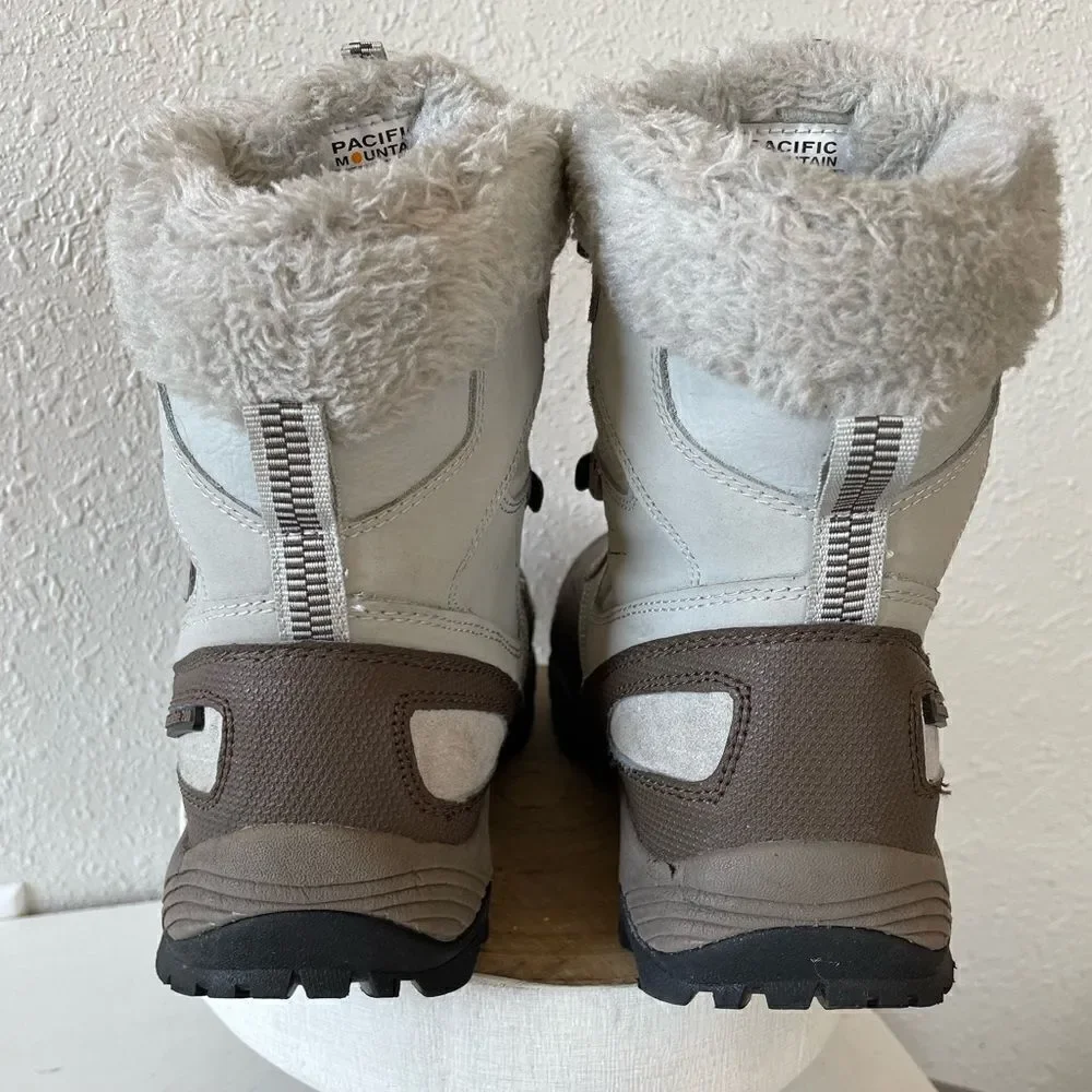 Pacific Mountain Women's Steppe Water-Resistant Winter Fashion Snow Boots Size 4